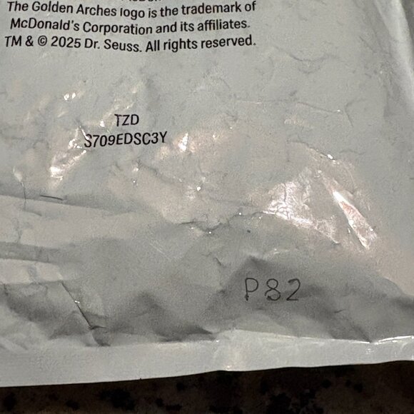 1 Pair Red McDonald’s Grinch Socks 2025 Unopened - Picture 2 of 2